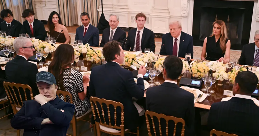 Trump Dines With Big Tech