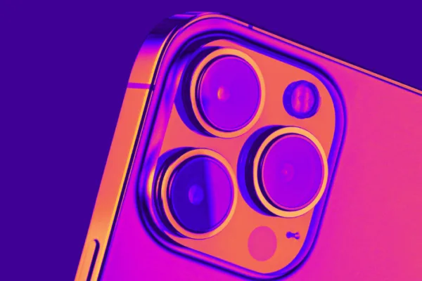 Apple Foldable Phone Troubles